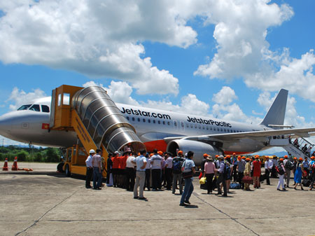 Vé máy bay quốc tế của Jetstar Pacific chỉ 299.000 đồng