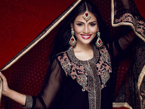 Trương Thị May quyến rũ hóa mỹ nhân Bollywood